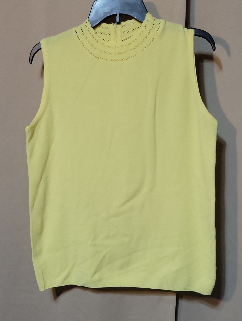 Sleeveless Knit Shell Top in Lemon Yellow
